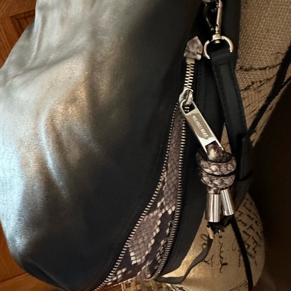 Michael Kors ❤️ Isabel Convertible Shoulder bag~leather & python embossed. - Picture 4 of 5
